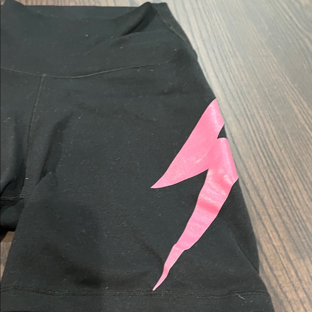 Black and Pink Women's Shorts aviator nation XS - Picture 3 of 15